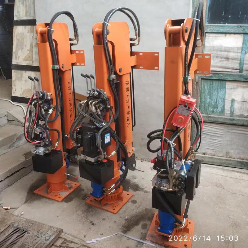 兴隆台区重汽蓝牌随车吊 3.2吨 国六动力强 液压驱动 农用自卸起重机